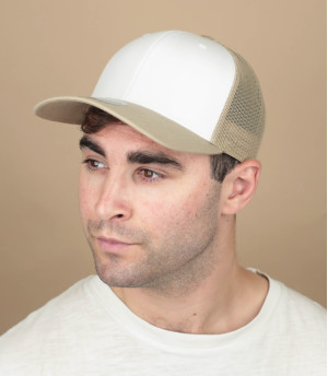 Gorra trucker blanca y beige